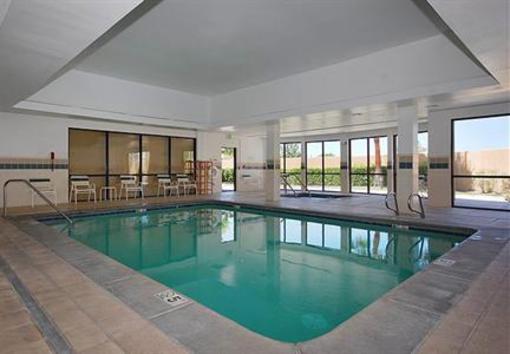 фото отеля Courtyard by Marriott Merced