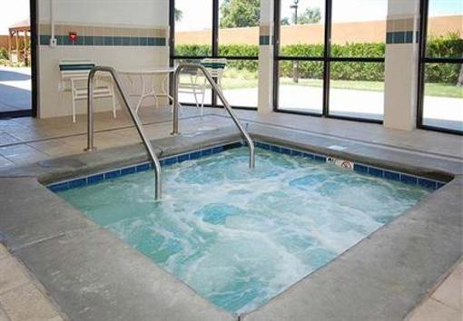 фото отеля Courtyard by Marriott Merced