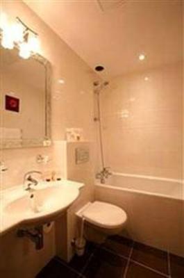 фото отеля Timhotel Elysee Montparnasse