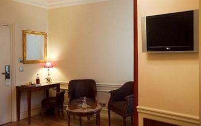 фото отеля Timhotel Elysee Montparnasse