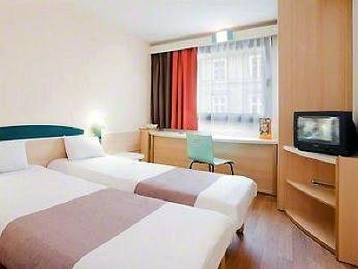 фото отеля Ibis Warszawa Stare Miasto