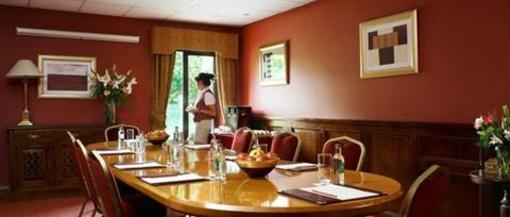 фото отеля Kilmurry Lodge Hotel