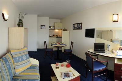 фото отеля City Chateau des Ducs Apartment Nantes