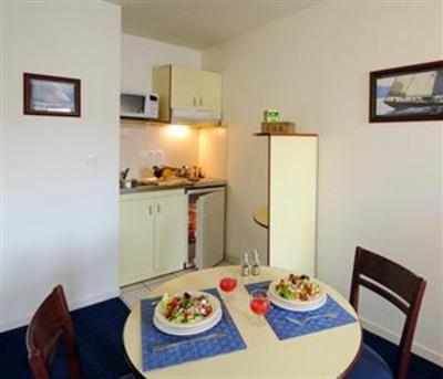 фото отеля City Chateau des Ducs Apartment Nantes
