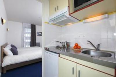 фото отеля City Chateau des Ducs Apartment Nantes