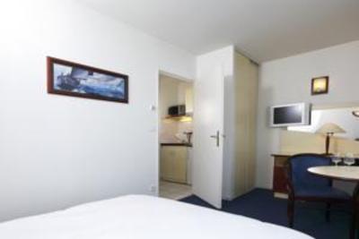 фото отеля City Chateau des Ducs Apartment Nantes