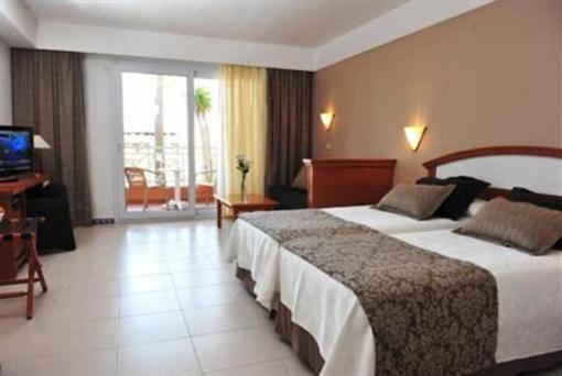 фото отеля Complejo Barrosa Hotel Chiclana De La Frontera