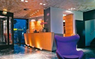 фото отеля Hotel Cristall Köln