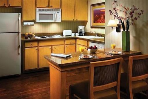 фото отеля Gainey Suites Hotel