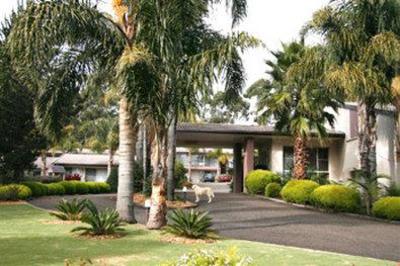фото отеля BEST WESTERN Fairway Motor Inn