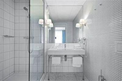 фото отеля Mondo Empire Hotel