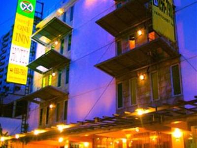 фото отеля Franchise One Hotel