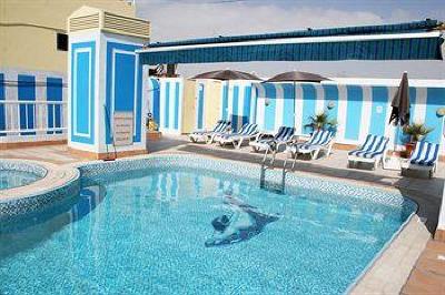 фото отеля Hotel Versailles Dubai