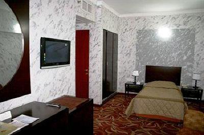 фото отеля Hotel Versailles Dubai