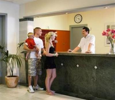 фото отеля Los Delfines Hotel
