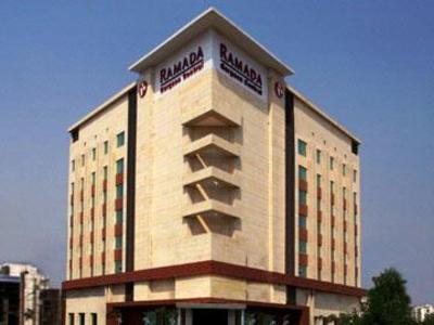 фото отеля Ramada Gurgaon Central