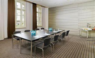 фото отеля H10 Berlin Ku'damm