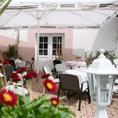 фото отеля Hotel-Landgasthof Falken