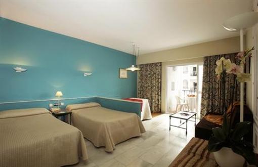 фото отеля Pyr Marbella Hotel