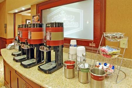 фото отеля Hampton Inn and Suites - Greensburg