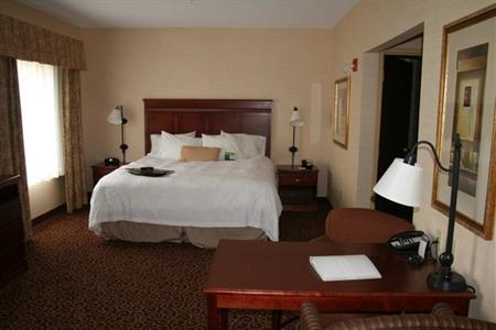 фото отеля Hampton Inn and Suites - Greensburg