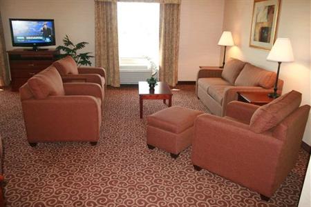 фото отеля Hampton Inn and Suites - Greensburg