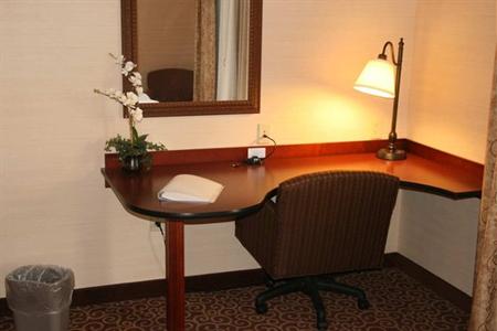 фото отеля Hampton Inn and Suites - Greensburg