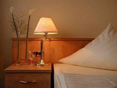 фото отеля Hotel Am Wartturm