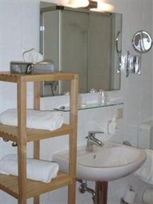 фото отеля Hotel Am Wartturm