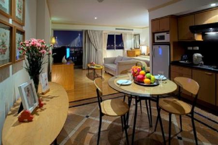 фото отеля Riverfront Residence Serviced Apartments