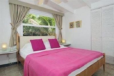 фото отеля Sorobon Beach Resort