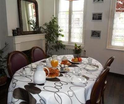 фото отеля Hotes Thelle