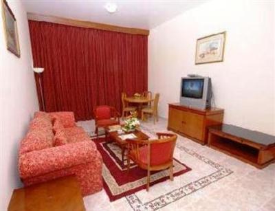 фото отеля Ramee Guestline Hotel Apartments1 Abu Dhabi
