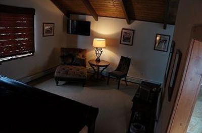 фото отеля Nordic Inn Crested Butte