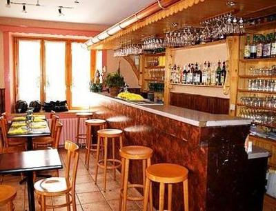 фото отеля Logis Hotel Du Herisson
