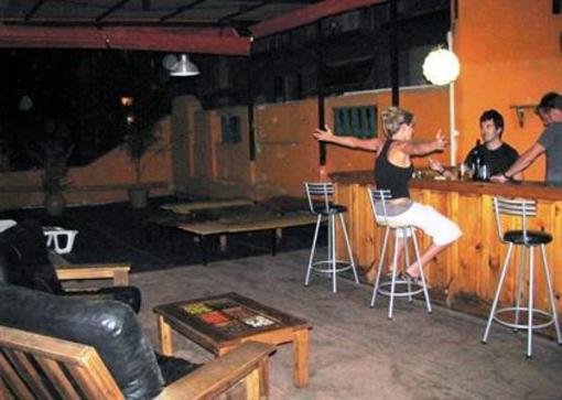 фото отеля Baluch Backpackers Hostel
