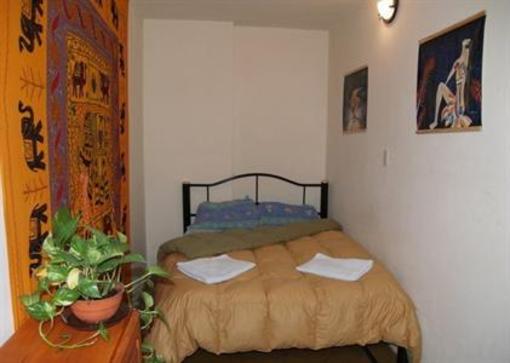 фото отеля Baluch Backpackers Hostel
