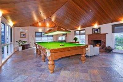 фото отеля Whitesbeach Guesthouse