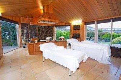 фото отеля Whitesbeach Guesthouse