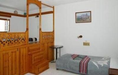 фото отеля Astron Hotel - Bungalows