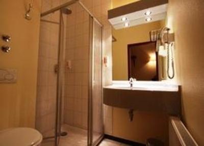 фото отеля Hotel Schöfer Seesen