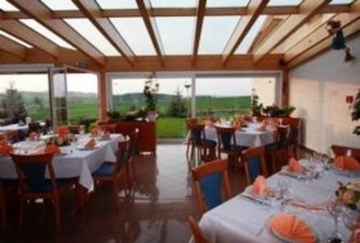фото отеля Hotel Schöfer Seesen