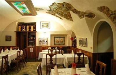 фото отеля Albergo Moderno Lovere