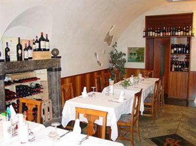 фото отеля Albergo Moderno Lovere