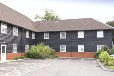 фото отеля Premier Inn Tonbridge North