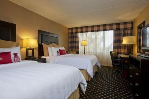 фото отеля Crowne Plaza Indianapolis Airport