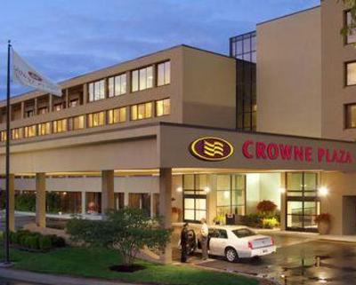 фото отеля Crowne Plaza Indianapolis Airport