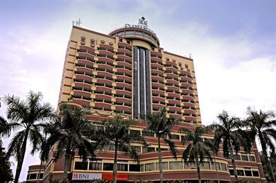 фото отеля Planet Holiday Hotel