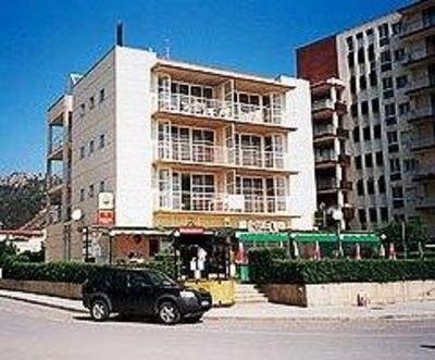 фото отеля Aries Apartments Torroella de Montgri