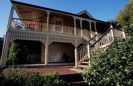 фото отеля Mt Barney Lodge Country Retreat